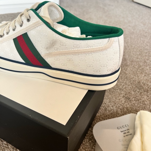 Gucci Men’s White Green canvas Tennis 1977 mini GG. - Picture 10 of 10